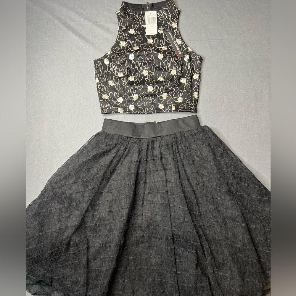 Miss Behave Girls 2pc Embroidered Sleeveless Top; a-line Skirt with Tulle NWT